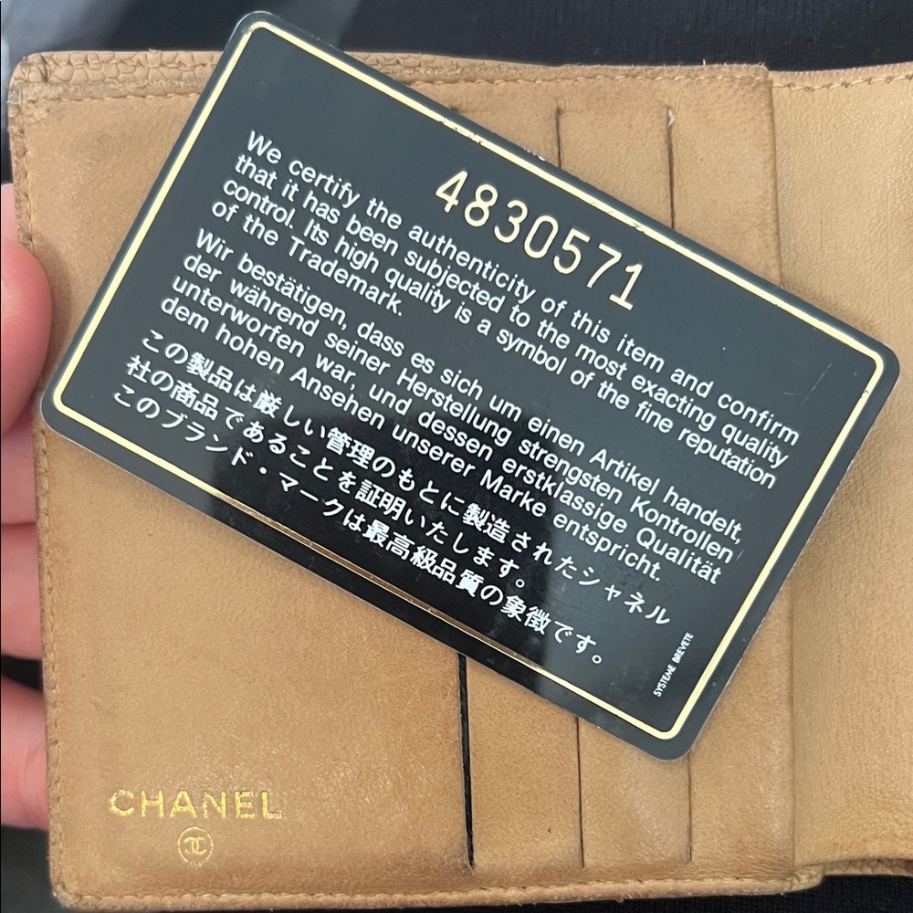 CHANEL Caviar Pebbled Wallet (Beige) - Picture 9 of 12